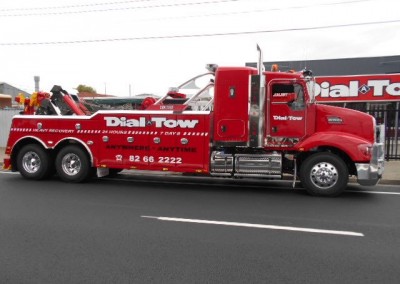 Our modern, fully-equipped, tilt truck for towing heavy vehicles over long distances