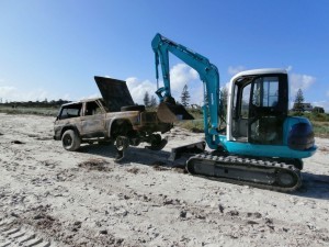 This four wheel drive vehicle became bogged on a beach. Dial A Tow Australia-wide recovery team had to wait until the tide went out